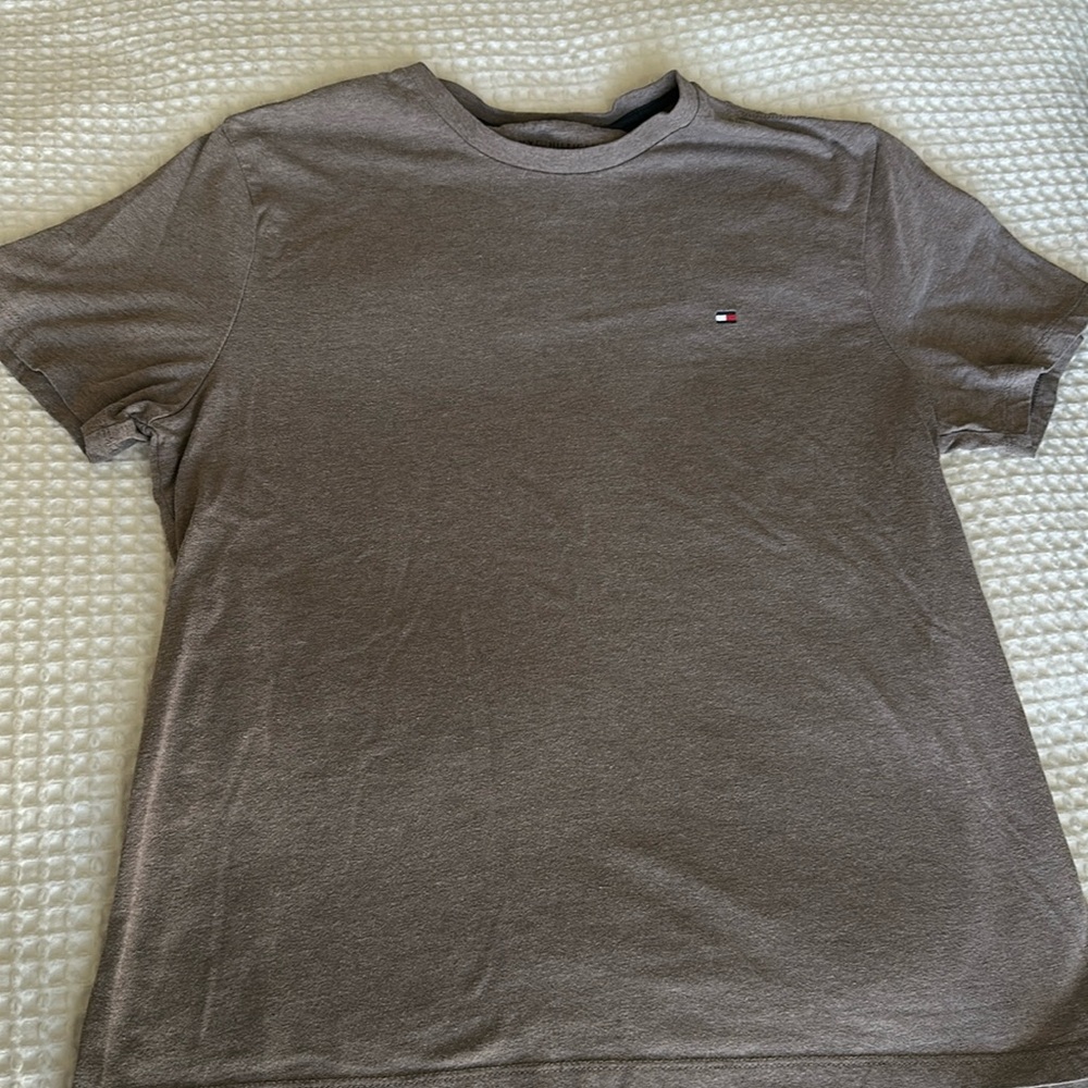 Men’s Tommy Hilfiger shirt